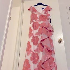 Adrianna Papell gown, size 10, NWT/never worn